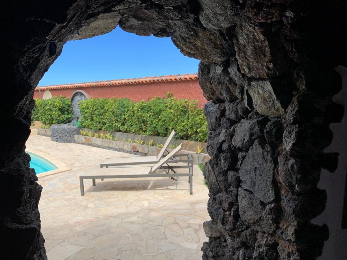איקוד דה לוס וינוס La Cueva De Villa Gardel מראה חיצוני תמונה